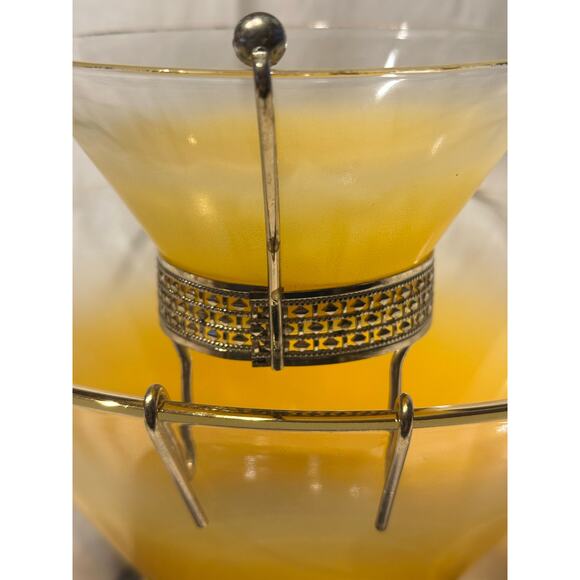 Vintage Anchor Hocking Chip & Dip Bowl Set Frosted Yellow 2 Tier MCM Party 60s - Picture 14 of 15